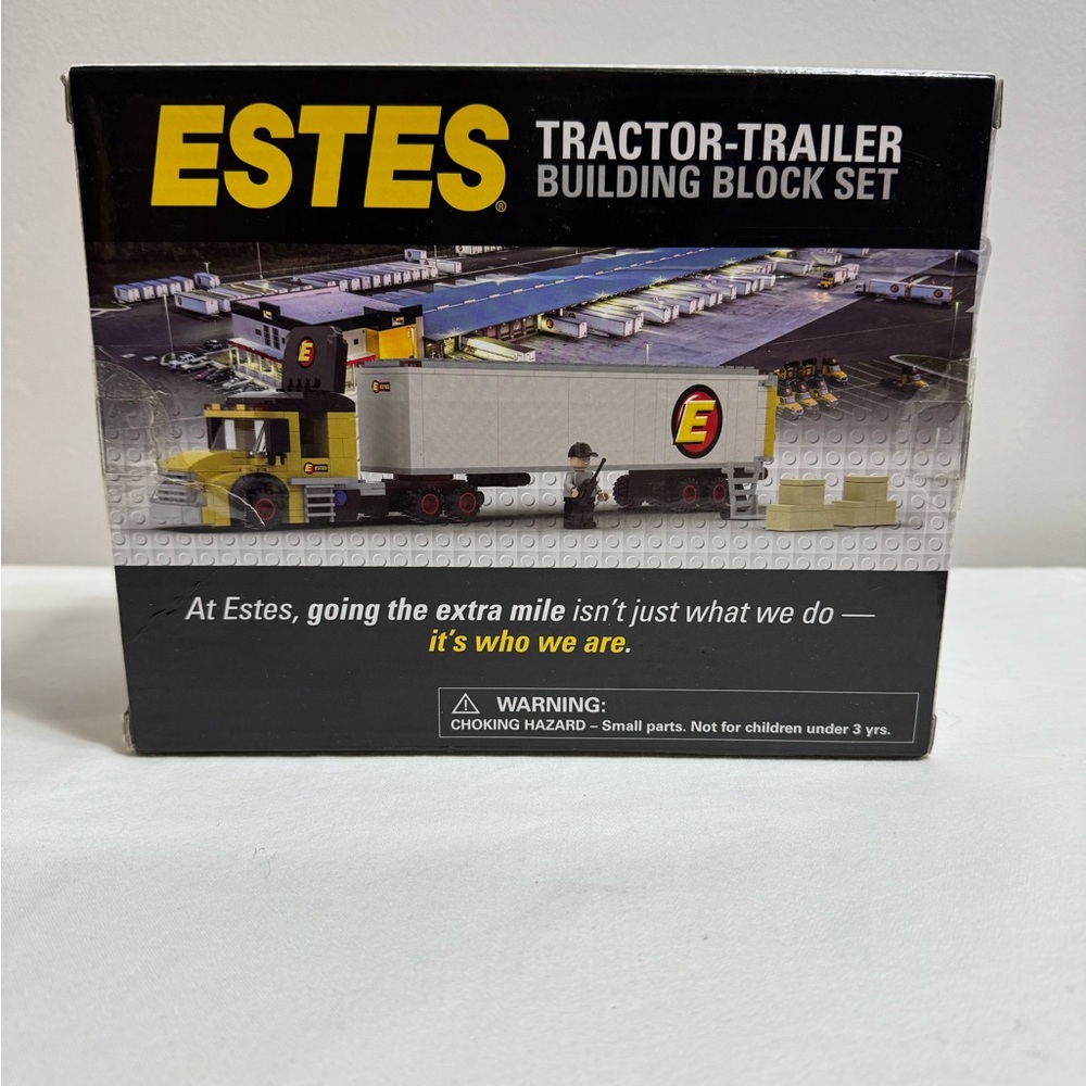 Estes tractor building set